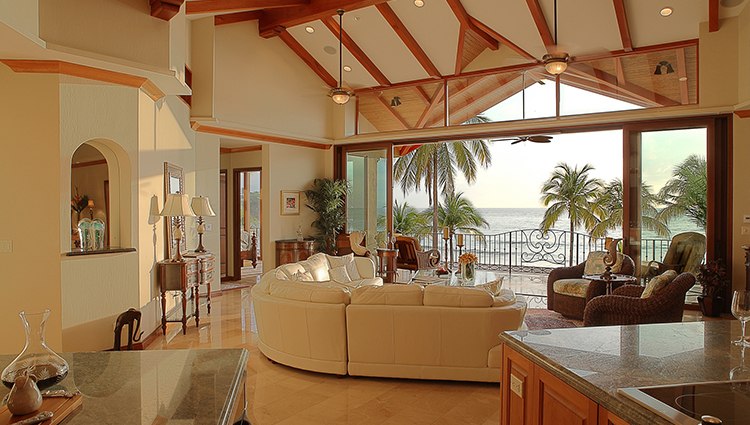Palms named to 2014 Dupont Registry